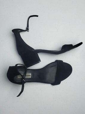 Steve Madden Strap Sandals